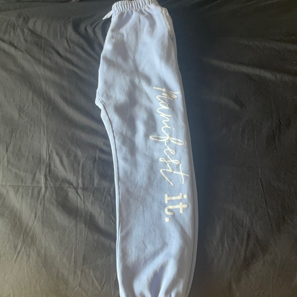 Manifest it joggers - Picture 3 of 5